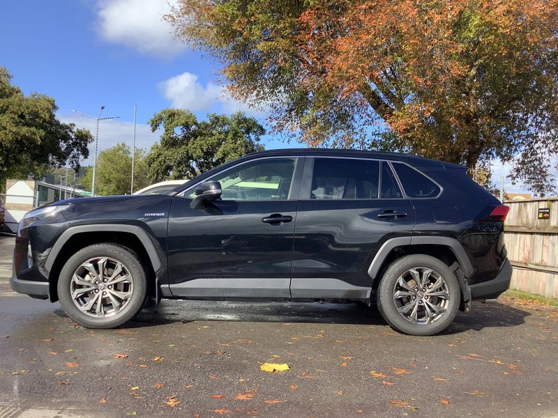 2024 Toyota RAV4 GXL 2.5P HYBRID ECVT AWD SUV image 3