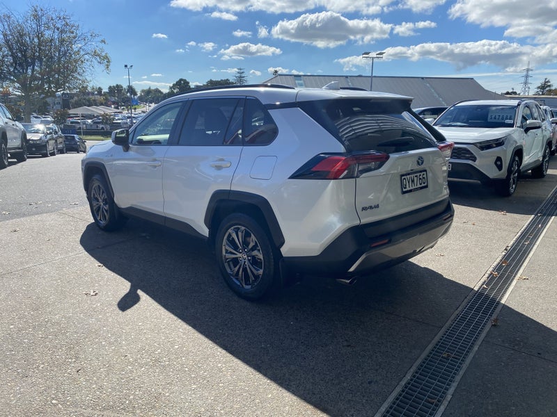 2024 Toyota RAV4 GXL 2.5P Hybrid ECVT AWD SUV image 5
