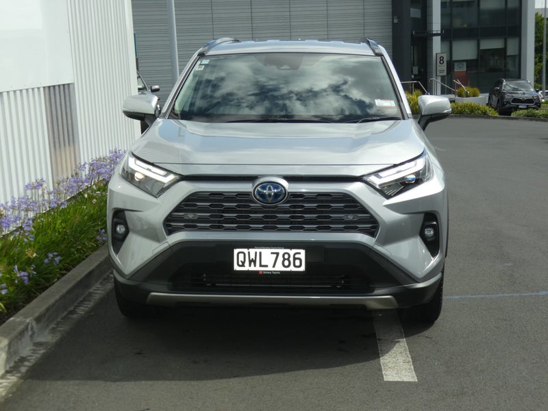 2024 Toyota RAV4 GXL Hybrid image 4
