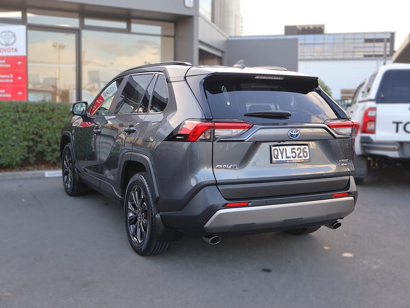 2024 Toyota RAV4 GXL HYBRID AWD/4WD, Push Button image 5