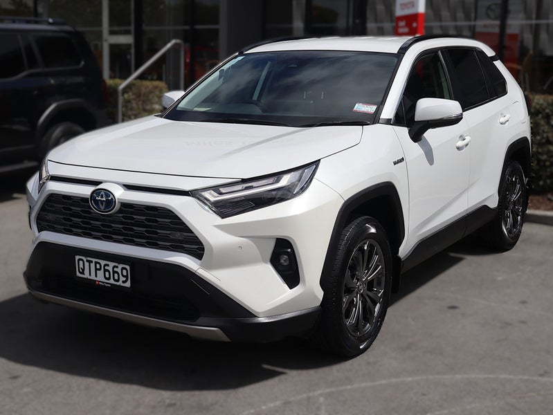 2024 Toyota RAV4 GXL HYBRID AWD/4WD, Push Start image 3