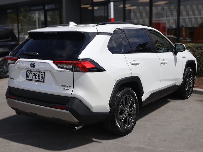 2024 Toyota RAV4 GXL HYBRID AWD/4WD, Push Start image 4