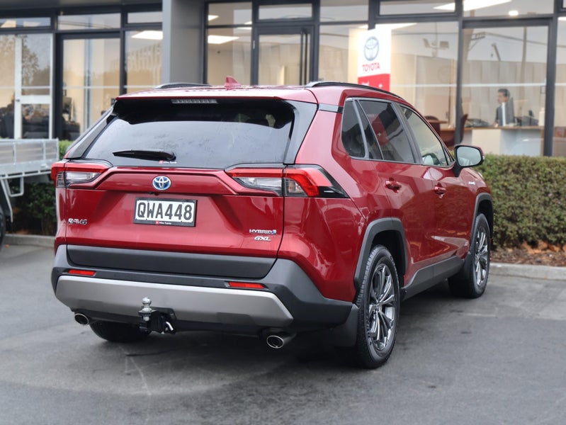2024 Toyota RAV4 GXL HYBRID, AWD/4WD, Push Start image 5