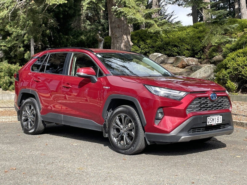 2024 Toyota RAV4 GXL Hybrid AWD image 1
