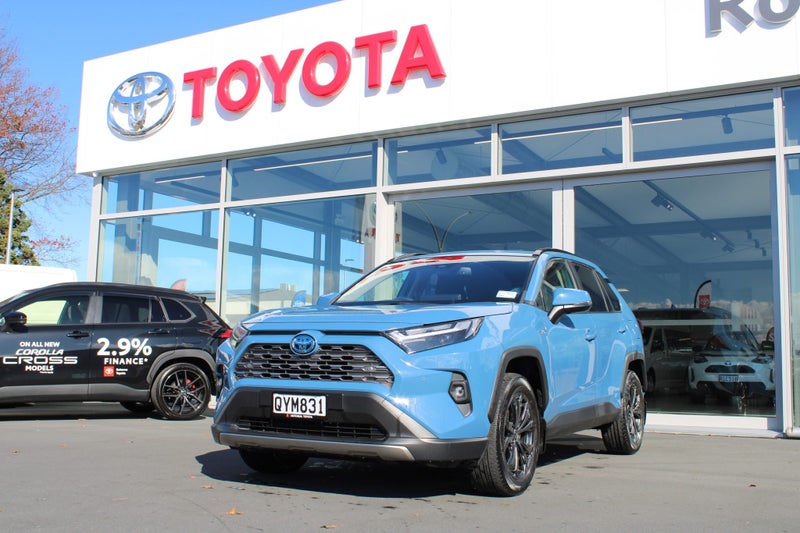 2024 Toyota RAV4 GXL Kiwi New Hybrid- Stunning... image 3