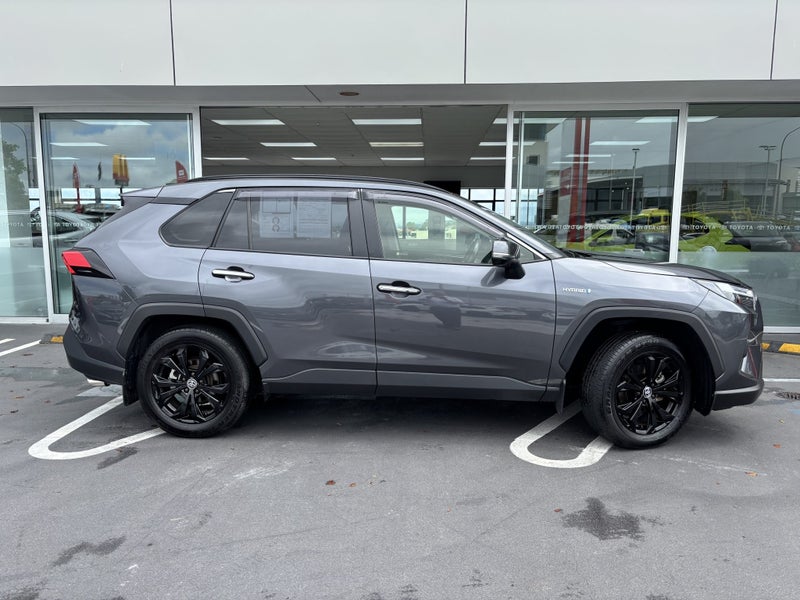 2024 Toyota RAV4 Limited 2.5 HYBRID LUXURY SUV image 5