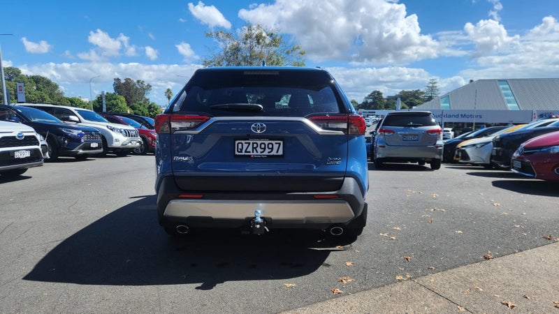 2024 Toyota RAV4 Limited 2.5P HV ECVT AWD SUV/5... image 4