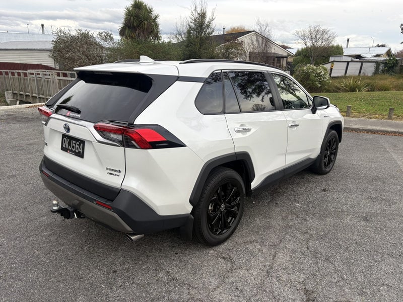 2024 Toyota RAV4 Limited 2.5P HV ECVT AWD SUV/5... image 5
