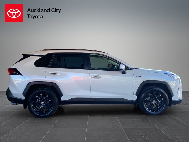 2024 Toyota RAV4 Limited 2.5P HV ECVT AWD SUV/5... image 2