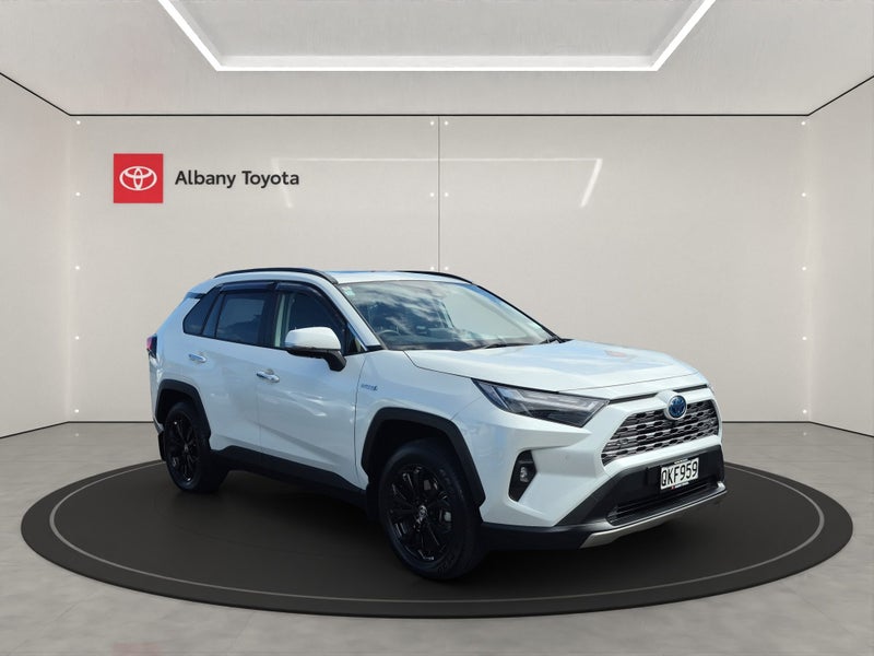 2024 Toyota RAV4 Limited 2.5P HV ECVT AWD SUV/5... image 1