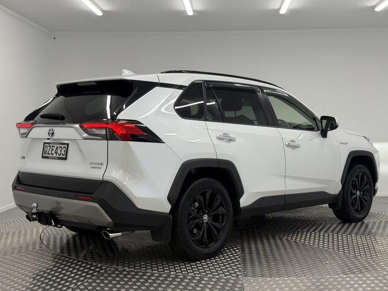 2024 Toyota RAV4 Limited 2.5P HV ECVT AWD SUV/5... image 2