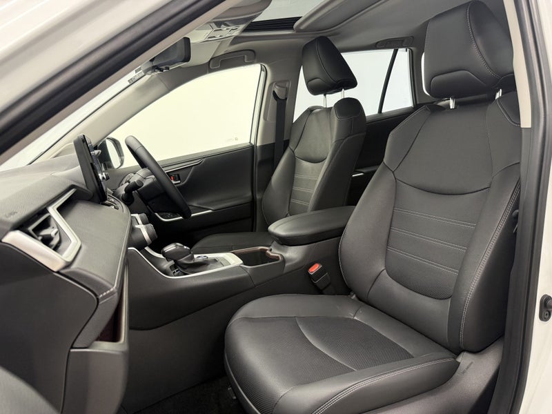 2024 Toyota RAV4 Limited 2.5P HV ECVT AWD SUV/5... image 4