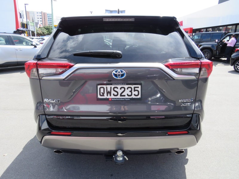 2024 Toyota RAV4 XSE 2.5P Hybrid ECVT AWD SUV image 5