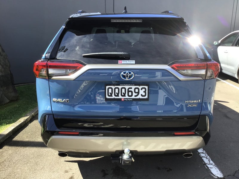 2024 Toyota RAV4 XSE 2.5P Hybrid NZ New image 3