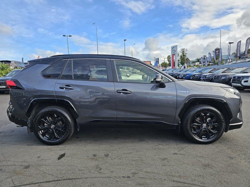 2024 Toyota RAV4 XSE 2.5PH/4WD/HD image 5