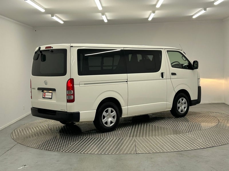 2024 Toyota Regius Ace 2.8D GL image 3