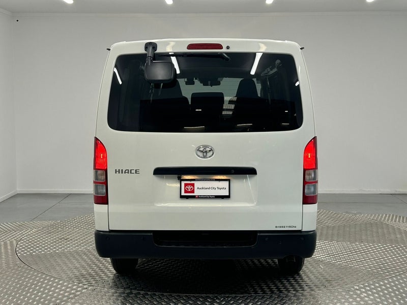 2024 Toyota Regius Ace 2.8D GL image 4