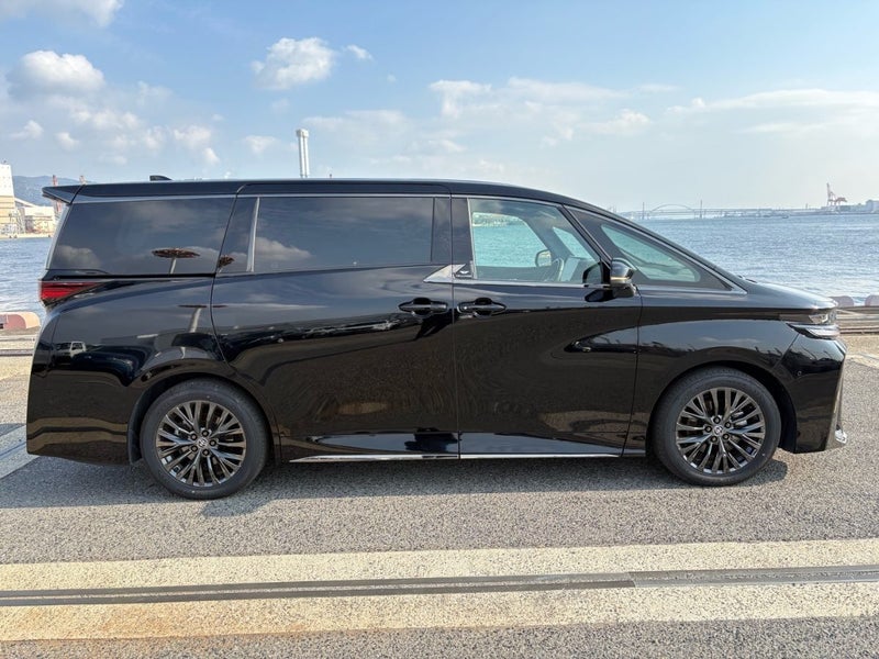 2024 Toyota Vellfire 2.5 Hybrid Z Premier 5 Dr... image 5
