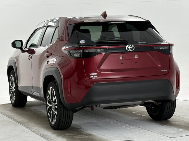 2024 Toyota Yaris Cross 1.5 Hybrid Z 4WD 5 Dr S... image 4
