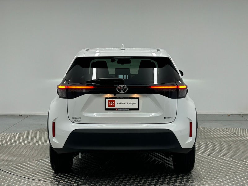 2024 Toyota Yaris Cross 1.5 Hybrid Z image 4