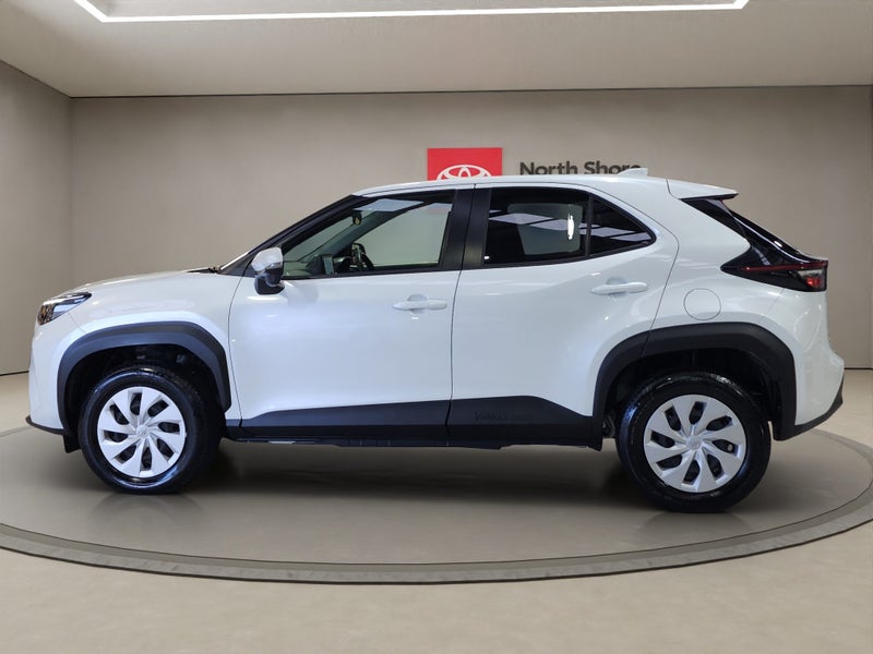2024 Toyota Yaris Cross Cross 1.5L Hybrid U FWD... image 4