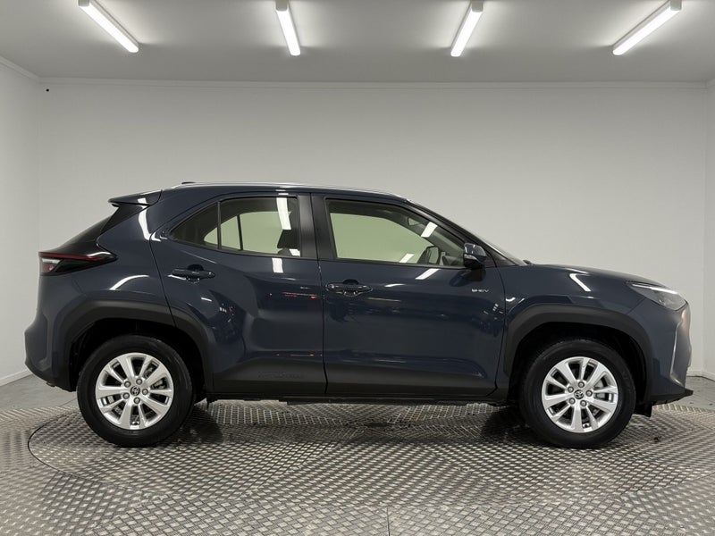 2024 Toyota Yaris Cross Cross GX 1.5 hybrid image 2