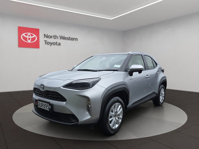2024 Toyota Yaris Cross Cross GX 1.5L Hybrid 2W... image 3