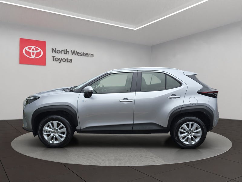 2024 Toyota Yaris Cross Cross GX 1.5L Hybrid 2W... image 4
