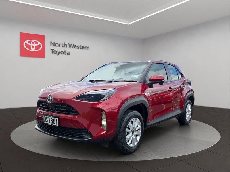2024 Toyota Yaris Cross Cross GX 1.5L Hybrid 2W... image 3