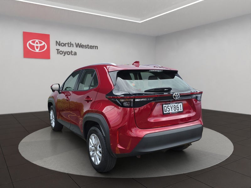 2024 Toyota Yaris Cross Cross GX 1.5L Hybrid 2W... image 5