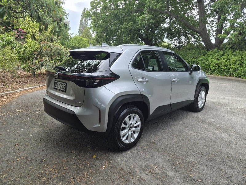 2024 Toyota Yaris Cross Cross GX 1.5P HV ECVT F... image 3