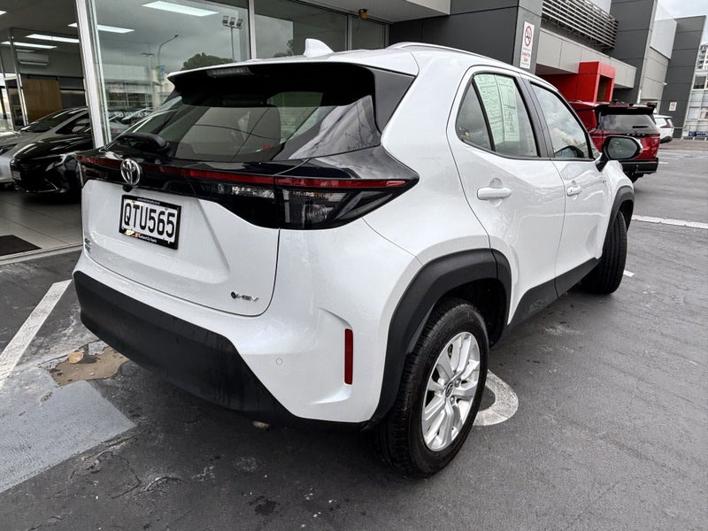 2024 Toyota Yaris Cross Cross GX 1.5P HV ECVT F... image 3