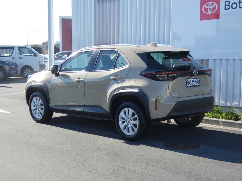 2024 Toyota Yaris Cross Cross GX 1.5P HV ECVT F... image 5