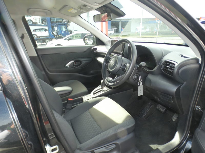 2024 Toyota Yaris Cross Cross GX 1.5P HV ECVT F... image 2