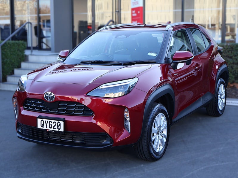 2024 Toyota Yaris Cross GX 1.5 Hybrid image 3