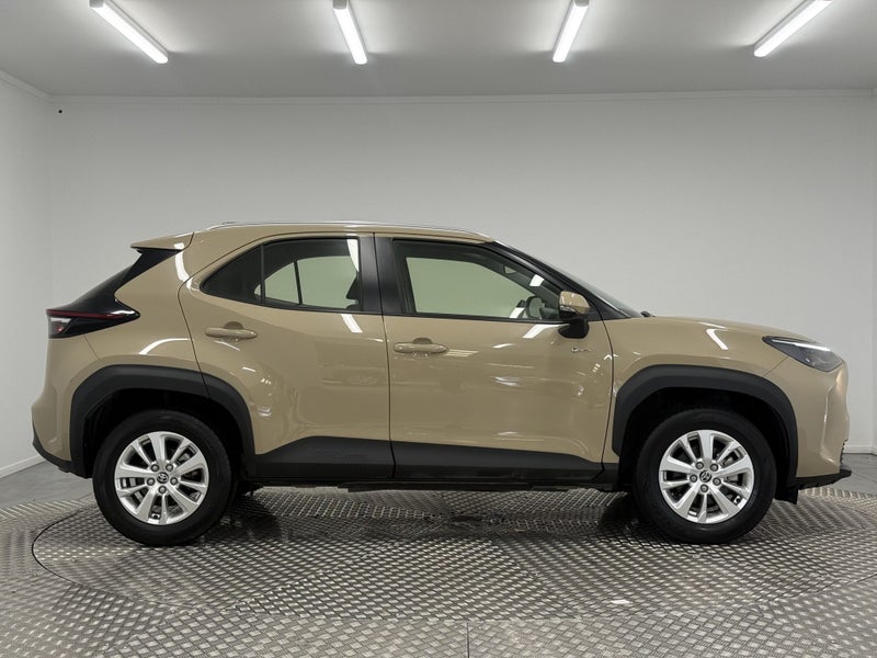 2024 Toyota Yaris Cross GX 1.5 Hybrid image 2