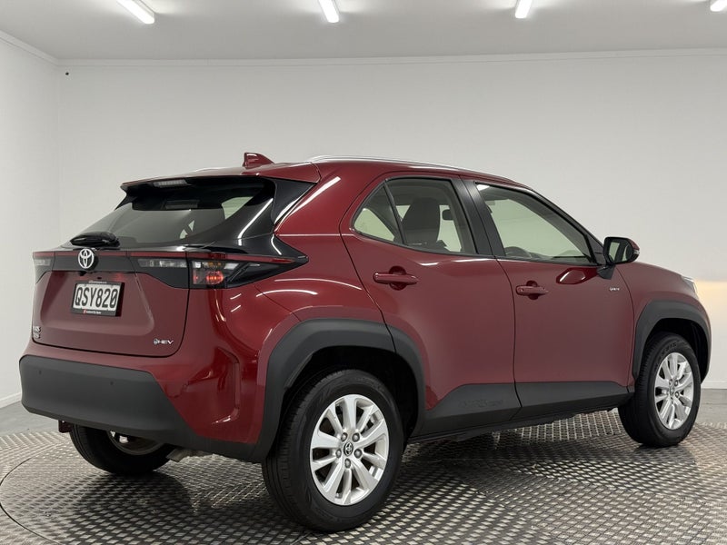 2024 Toyota Yaris Cross GX 1.5 Hybrid image 3