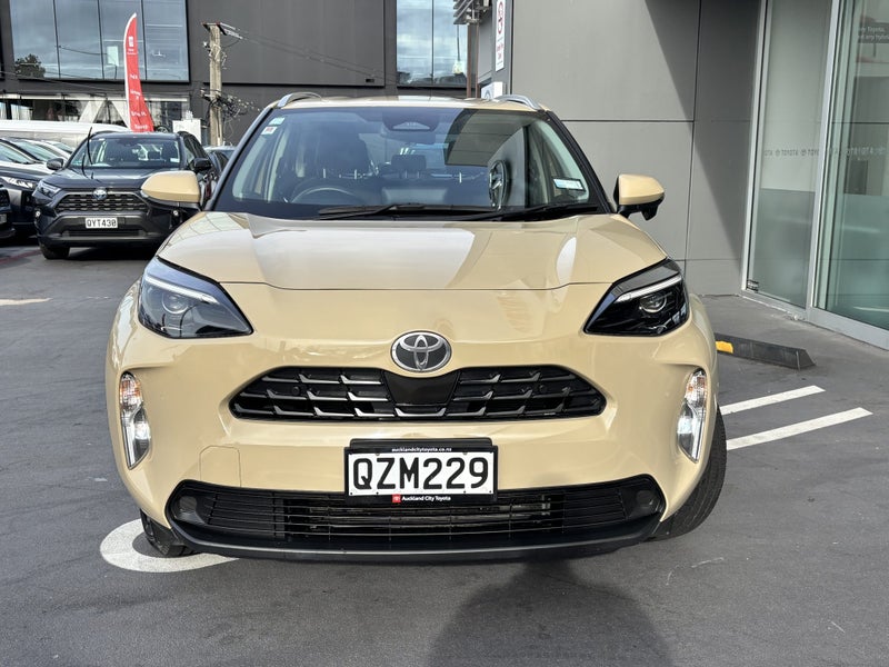 2024 Toyota Yaris Cross GX 1.5 HYBRID ECONOMICA... image 4