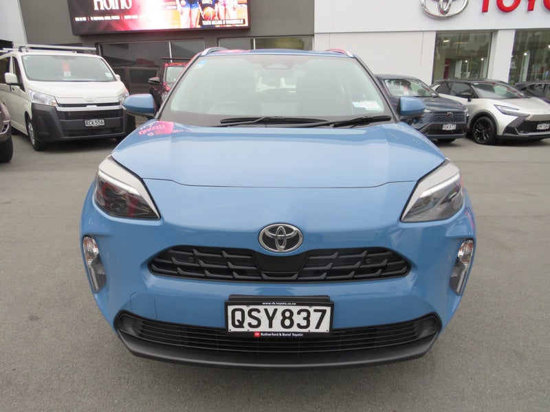 2024 Toyota Yaris Cross GX 1.5 Hybrid ECVT FWD... image 2