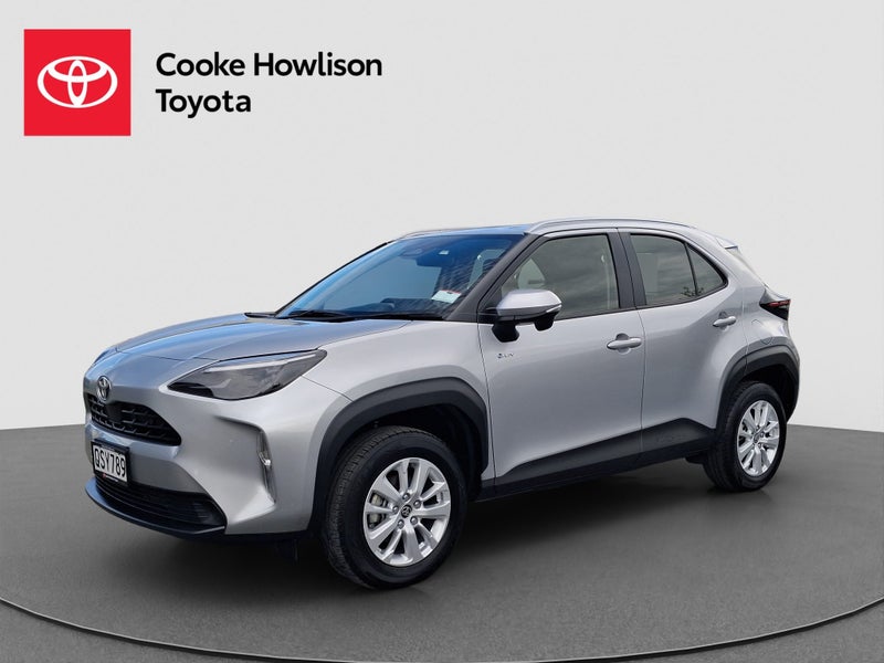 2024 Toyota Yaris Cross GX 1.5L Hybrid image 3