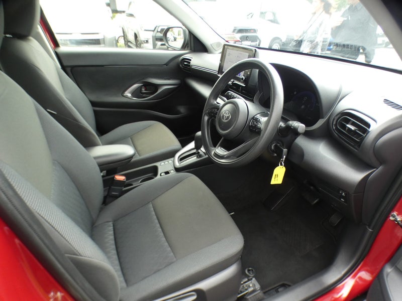 2024 Toyota Yaris Cross GX 1.5P HV image 2