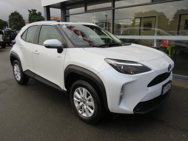 2024 Toyota Yaris Cross GX 1.5P HV image 2