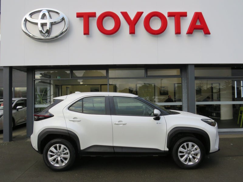 2024 Toyota Yaris Cross GX 1.5P HV image 4