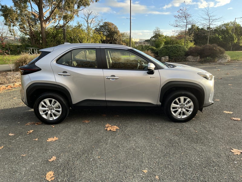 2024 Toyota Yaris Cross GX 1.5P HV image 3