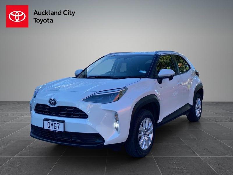 2024 Toyota Yaris Cross GX 1.5P HV ECVT FWD SUV image 3