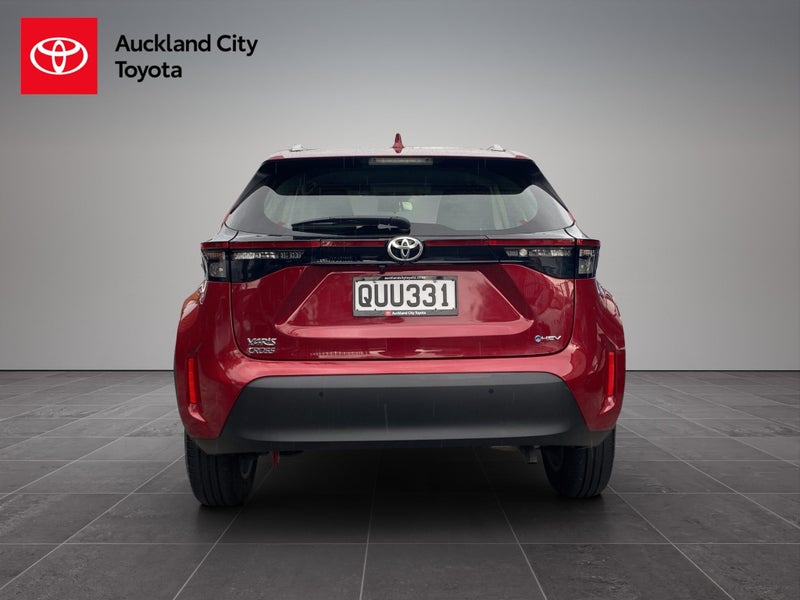 2024 Toyota Yaris Cross GX 1.5P HV ECVT FWD SUV... image 4
