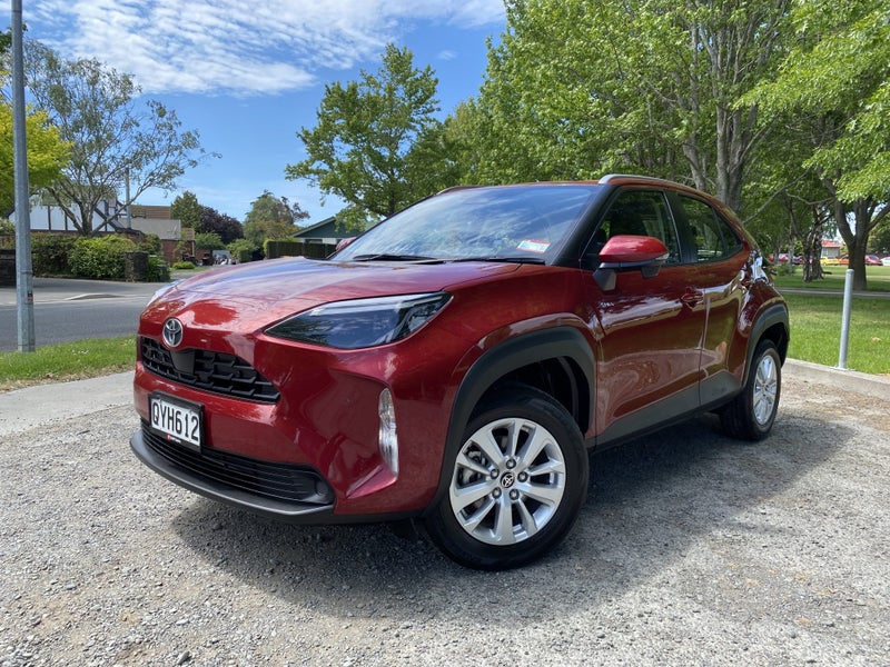 2024 Toyota Yaris Cross GX 1.5P HV ECVT FWD SUV image 3