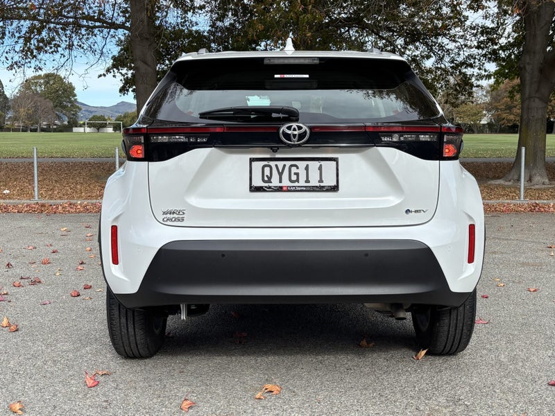 2024 Toyota Yaris Cross GX 1.5P HV ECVT FWD SUV image 4
