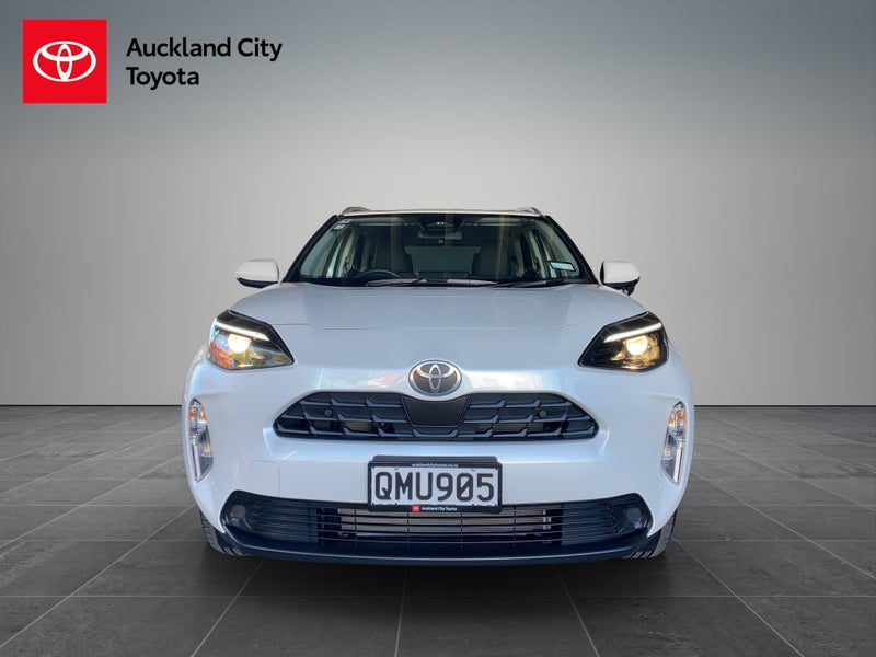 2024 Toyota Yaris Cross GX 1.5P HV ECVT FWD SUV... image 2