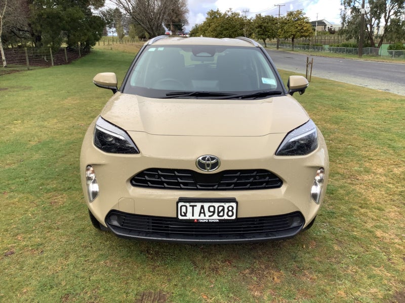 2024 Toyota Yaris Cross GX 1.5P HV ECVT FWD SUV... image 2